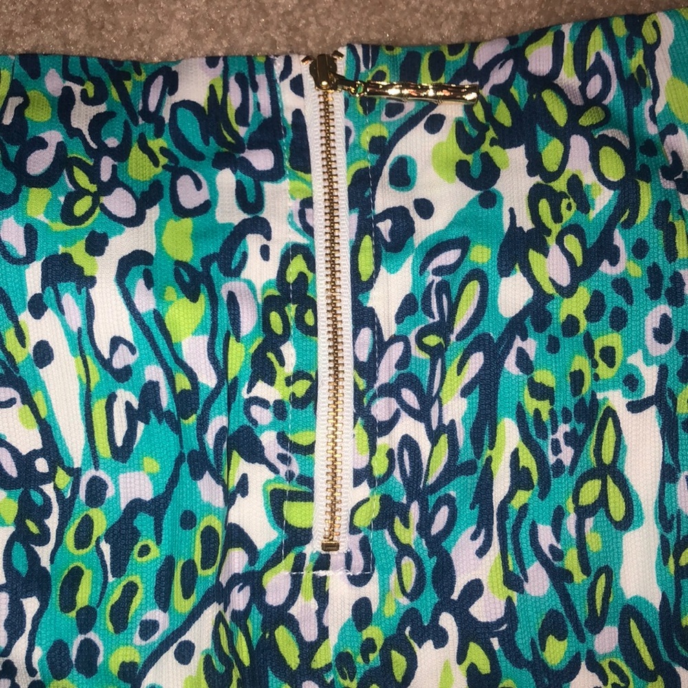 Lilly Pulitzer skort - Picture 4 of 4